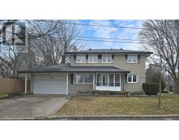 33 SILVERVIEW DRIVE, Toronto, Ontario