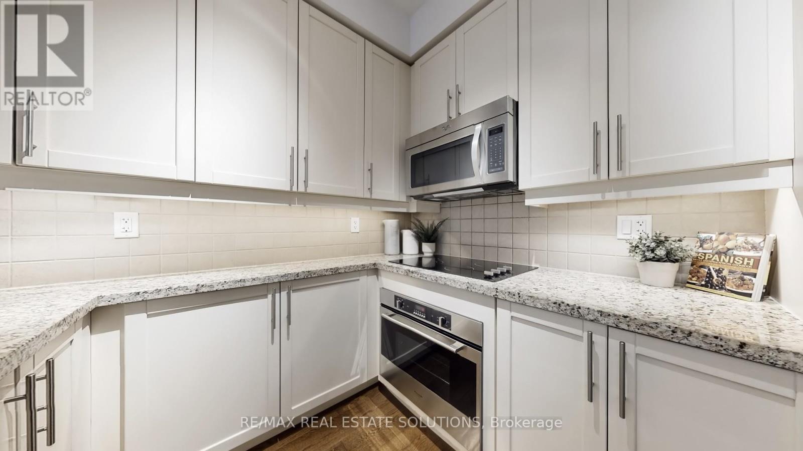 5 - 30 Hargrave Lane, Toronto, Ontario  M4N 0A4 - Photo 10 - C12909702