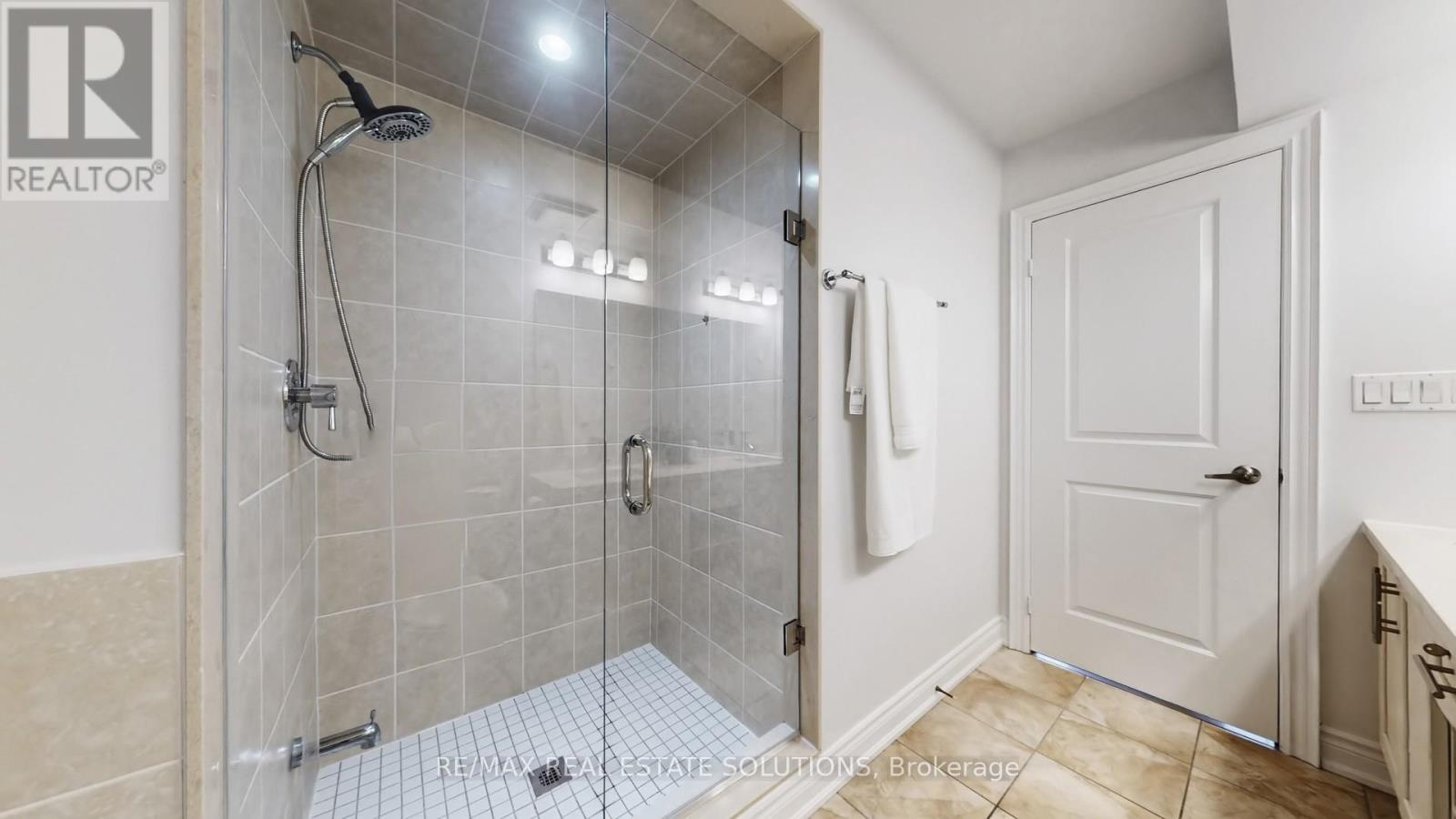 5 - 30 Hargrave Lane, Toronto, Ontario  M4N 0A4 - Photo 18 - C12909702