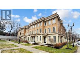 5 - 30 HARGRAVE LANE, Toronto, Ontario