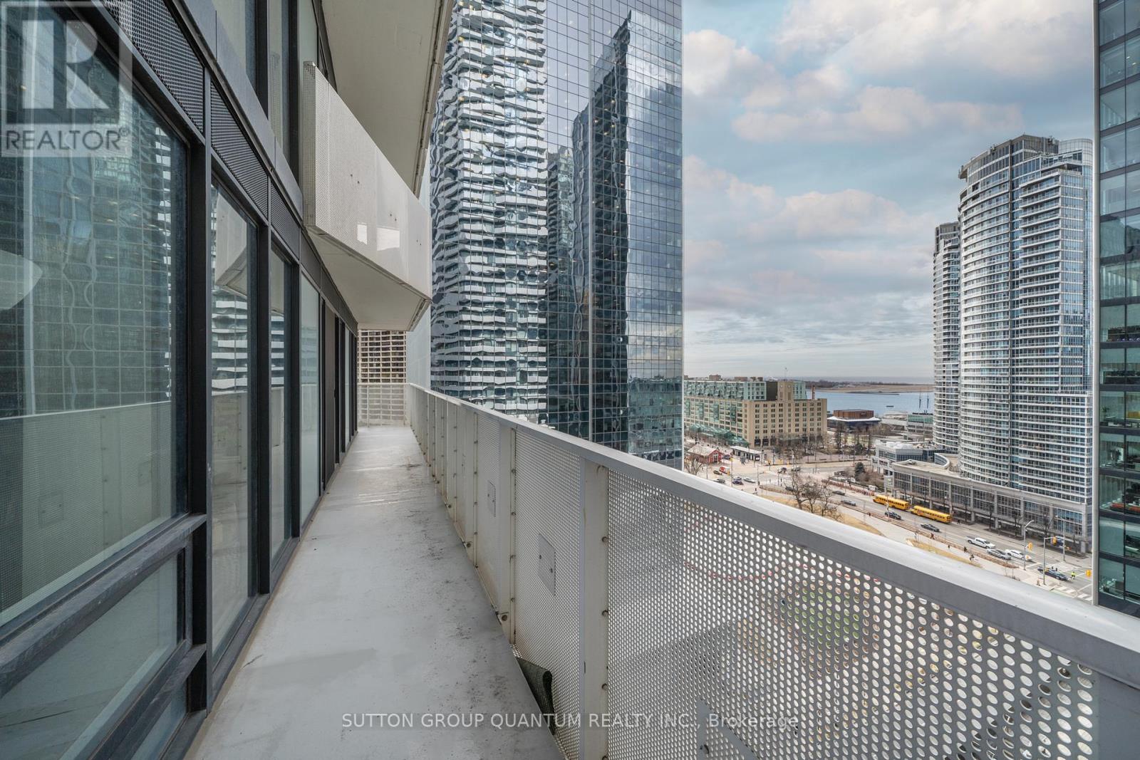 1510 - 88 Harbour Street, Toronto (Waterfront Communities), Ontario  M5J 0C3 - Photo 11 - C12909710