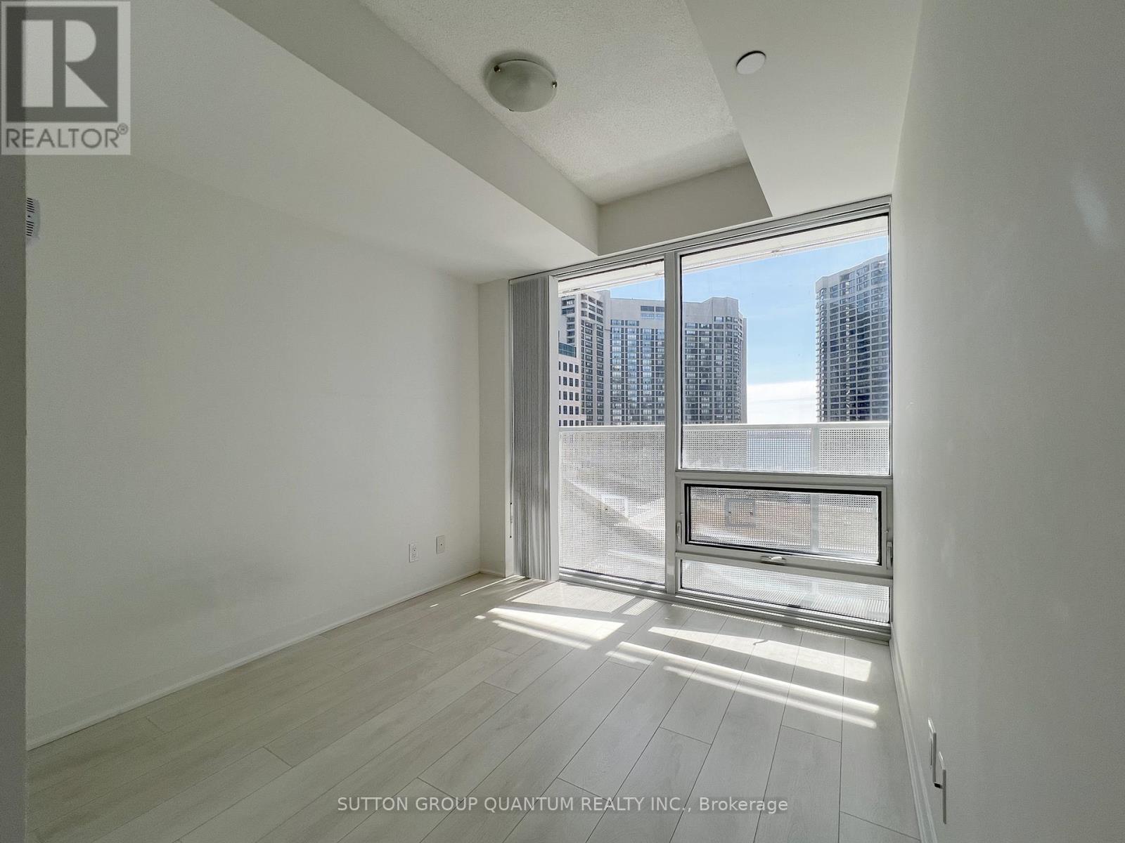 1510 - 88 Harbour Street, Toronto (Waterfront Communities), Ontario  M5J 0C3 - Photo 5 - C12909710