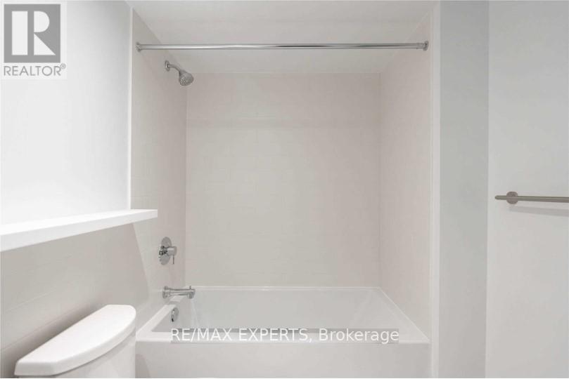 317 - 120 Varna Drive, Toronto (Englemount-Lawrence), Ontario  M6A 0B3 - Photo 12 - C12909744