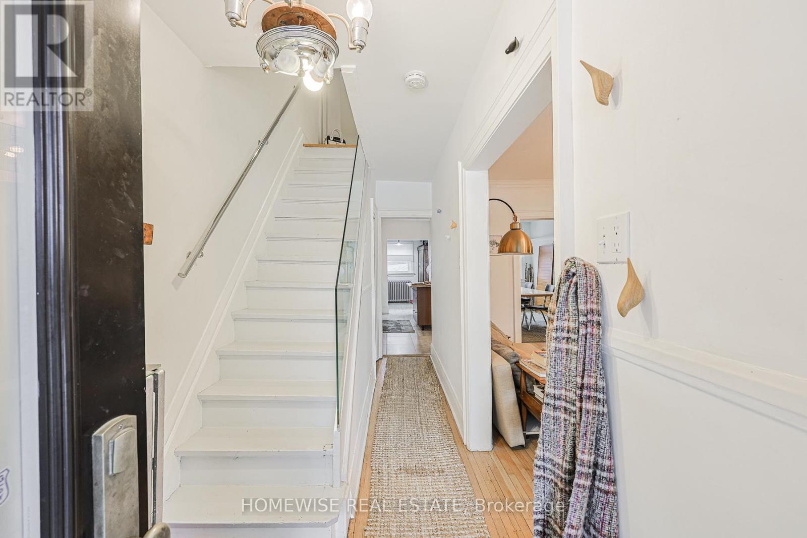 6 Coolmine Road, Toronto, Ontario  M6B 1C3 - Photo 11 - C12909842