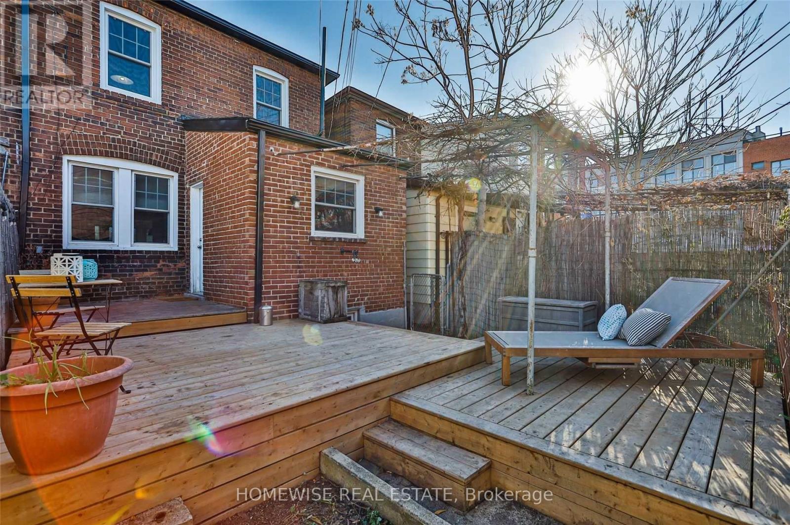 6 Coolmine Road, Toronto, Ontario  M6B 1C3 - Photo 17 - C12909842