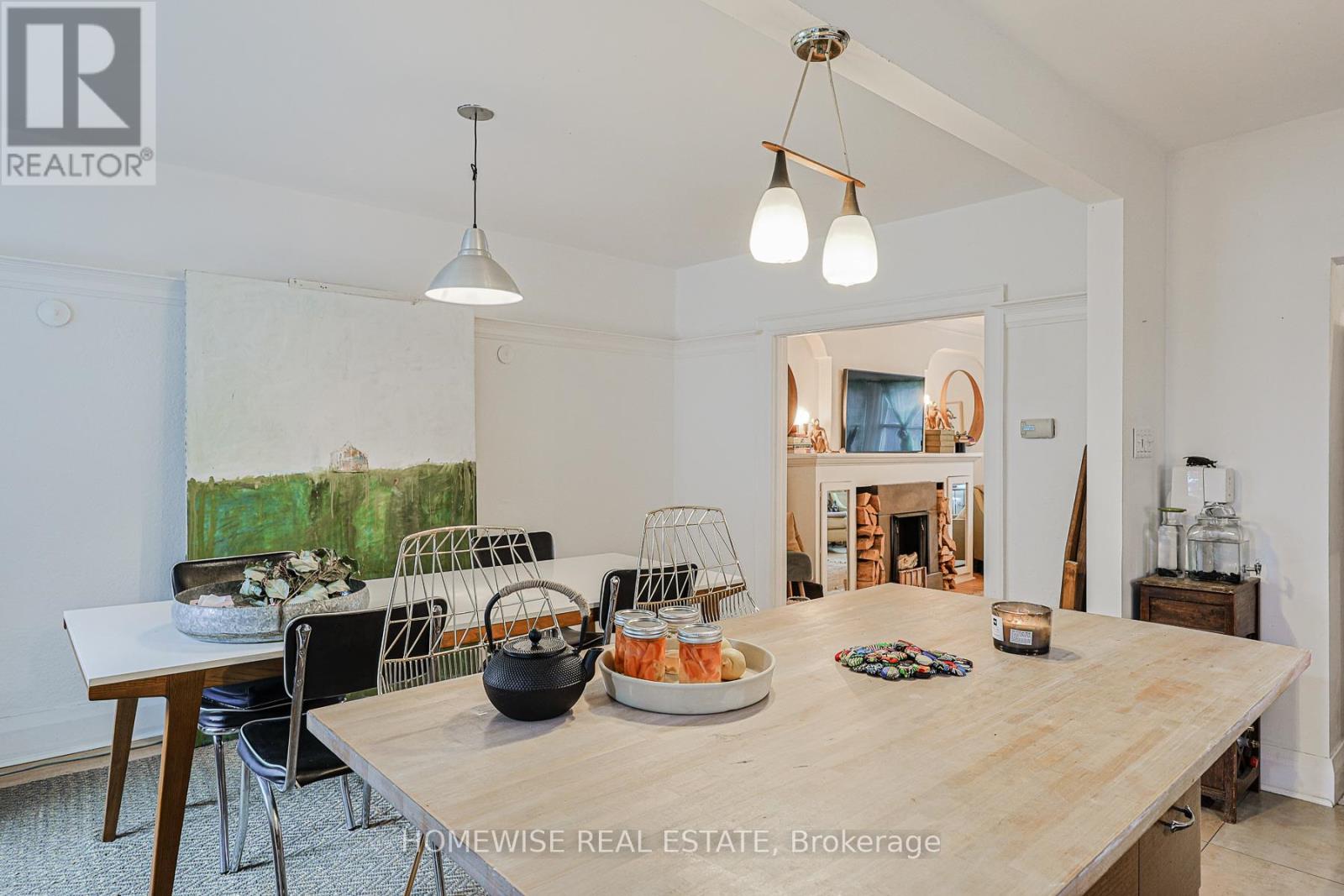 6 Coolmine Road, Toronto, Ontario  M6B 1C3 - Photo 5 - C12909842