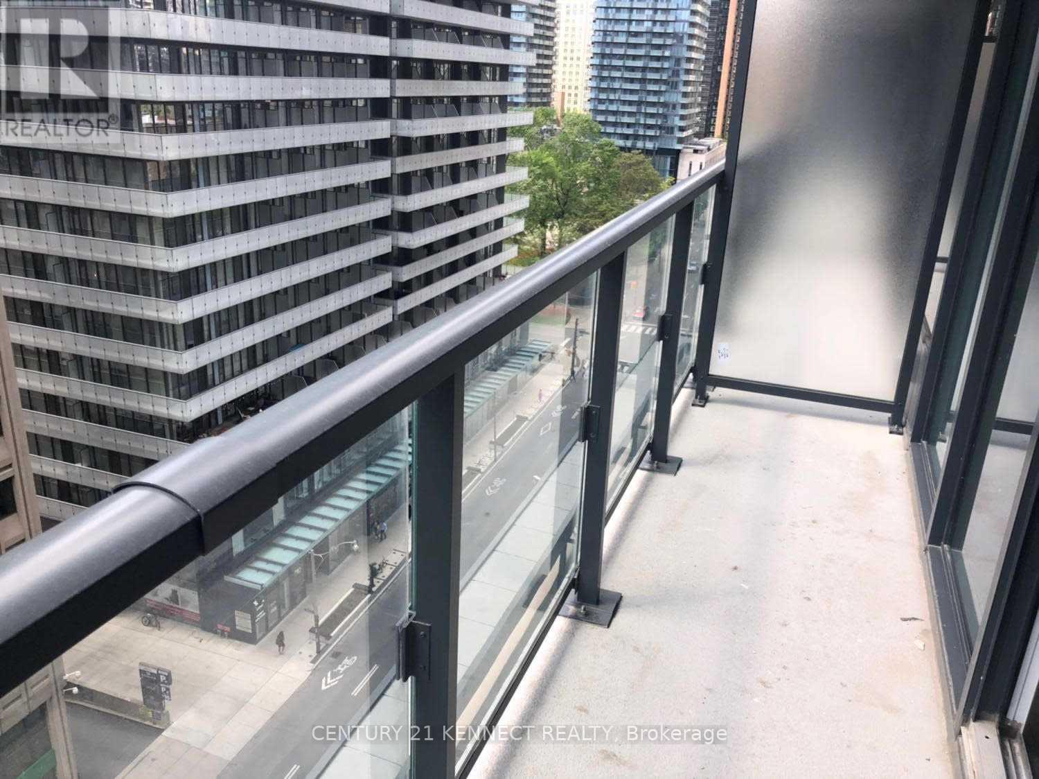 1211 - 955 Bay Street, Toronto, Ontario  M5S 2A2 - Photo 16 - C12909892