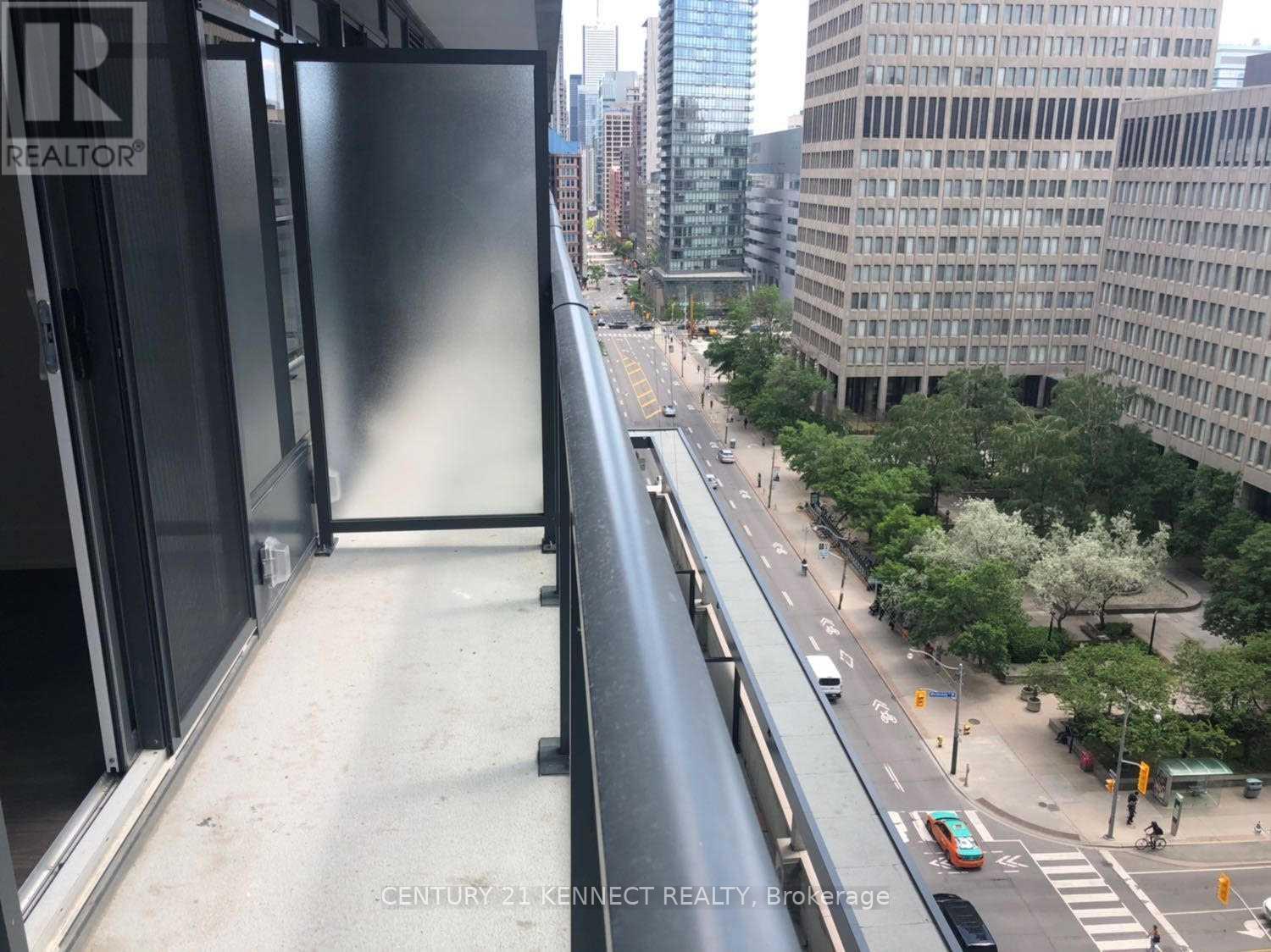 1211 - 955 Bay Street, Toronto, Ontario  M5S 2A2 - Photo 17 - C12909892