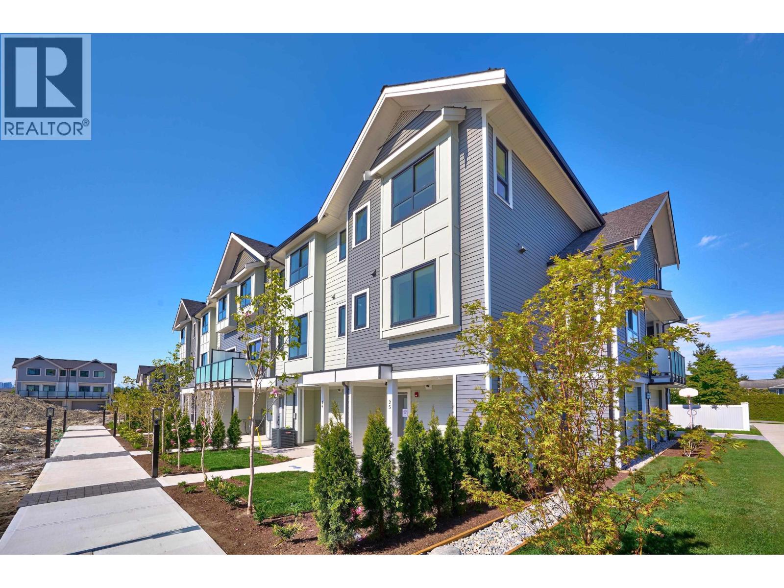 28 1115 Roma Avenue, New Westminster, British Columbia  V3M 0R5 - Photo 3 - R3102235