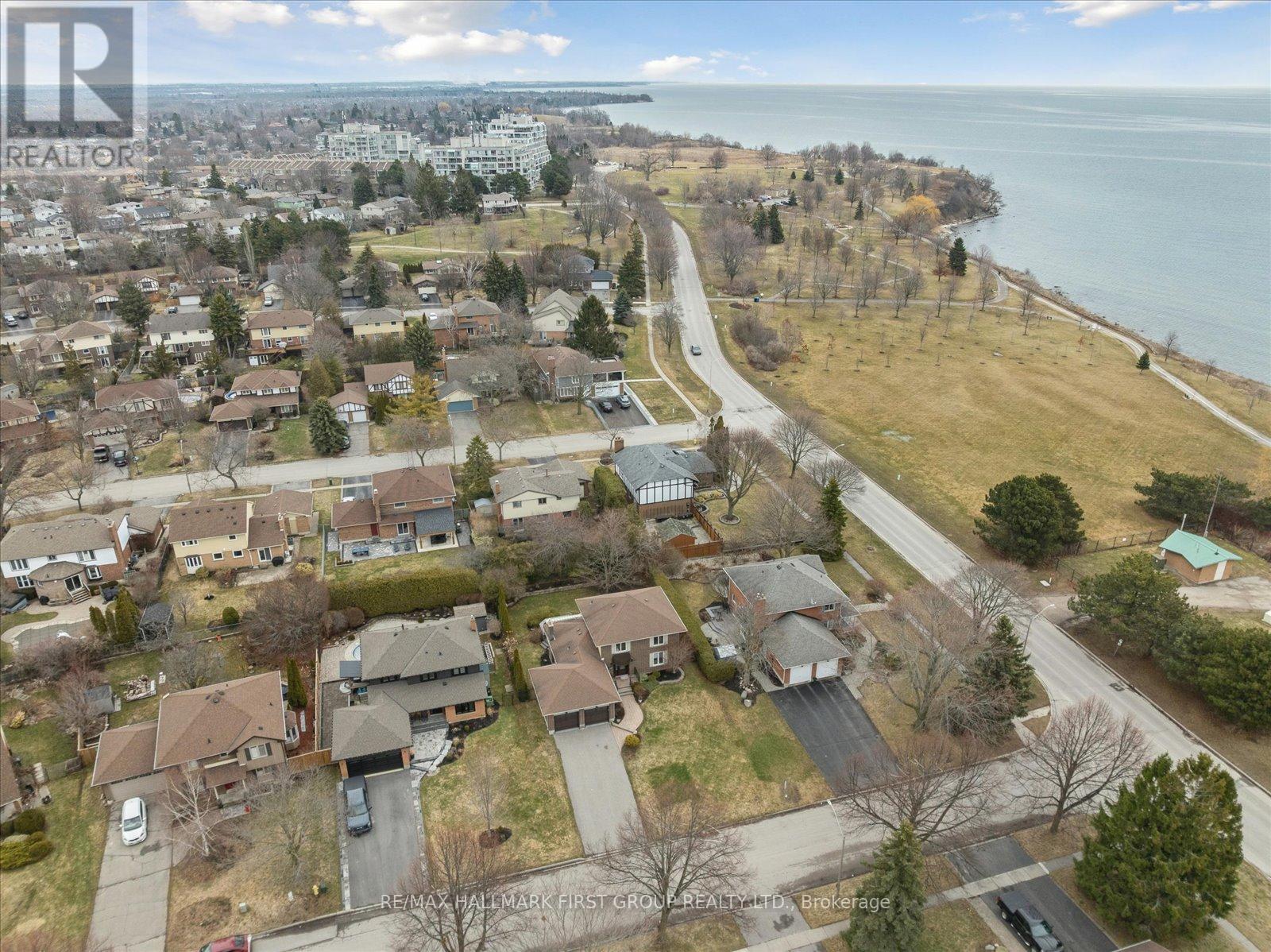 64 Anstead Crescent, Ajax (South West), Ontario  L1S 3X5 - Photo 2 - E12909782