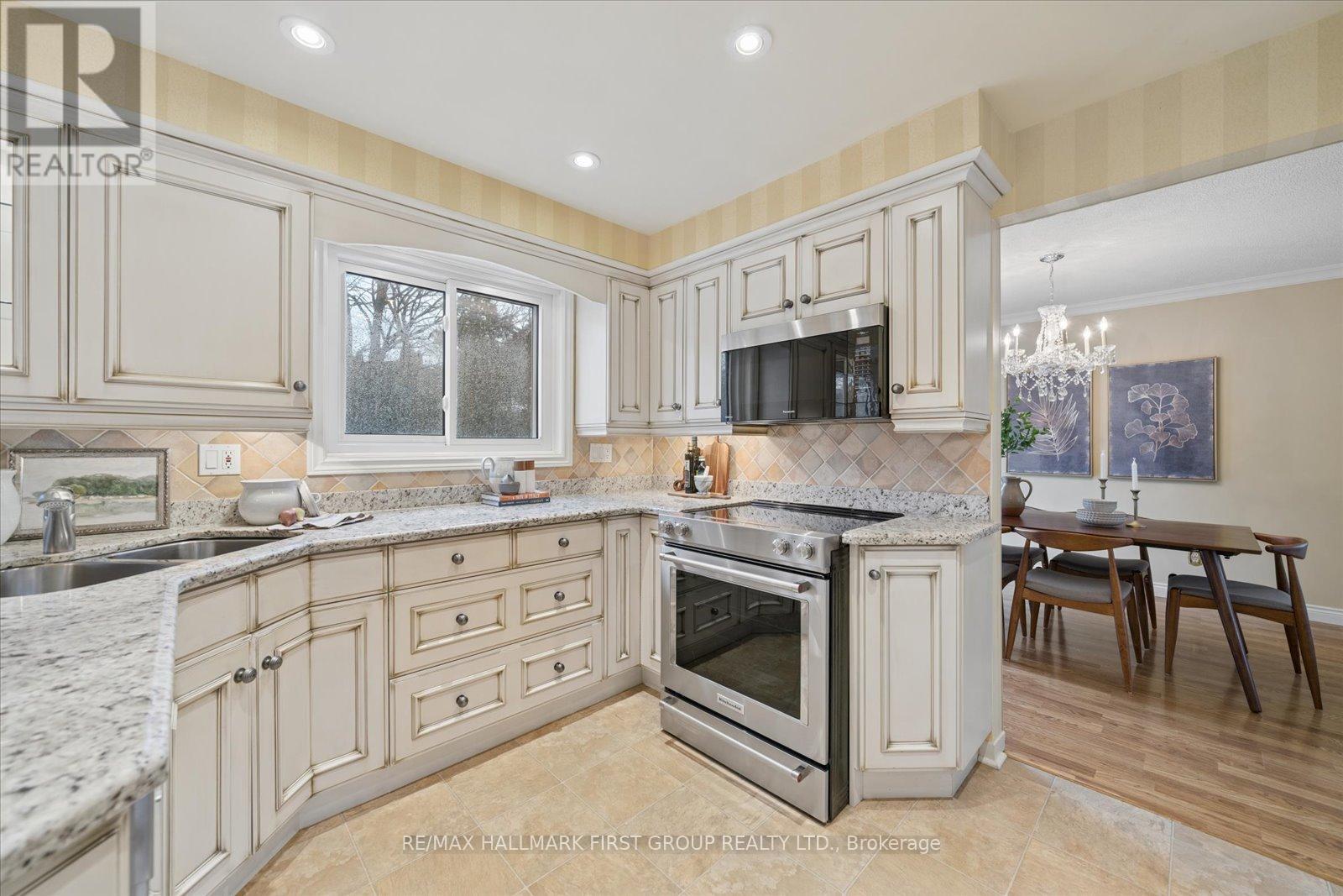 64 Anstead Crescent, Ajax (South West), Ontario  L1S 3X5 - Photo 8 - E12909782