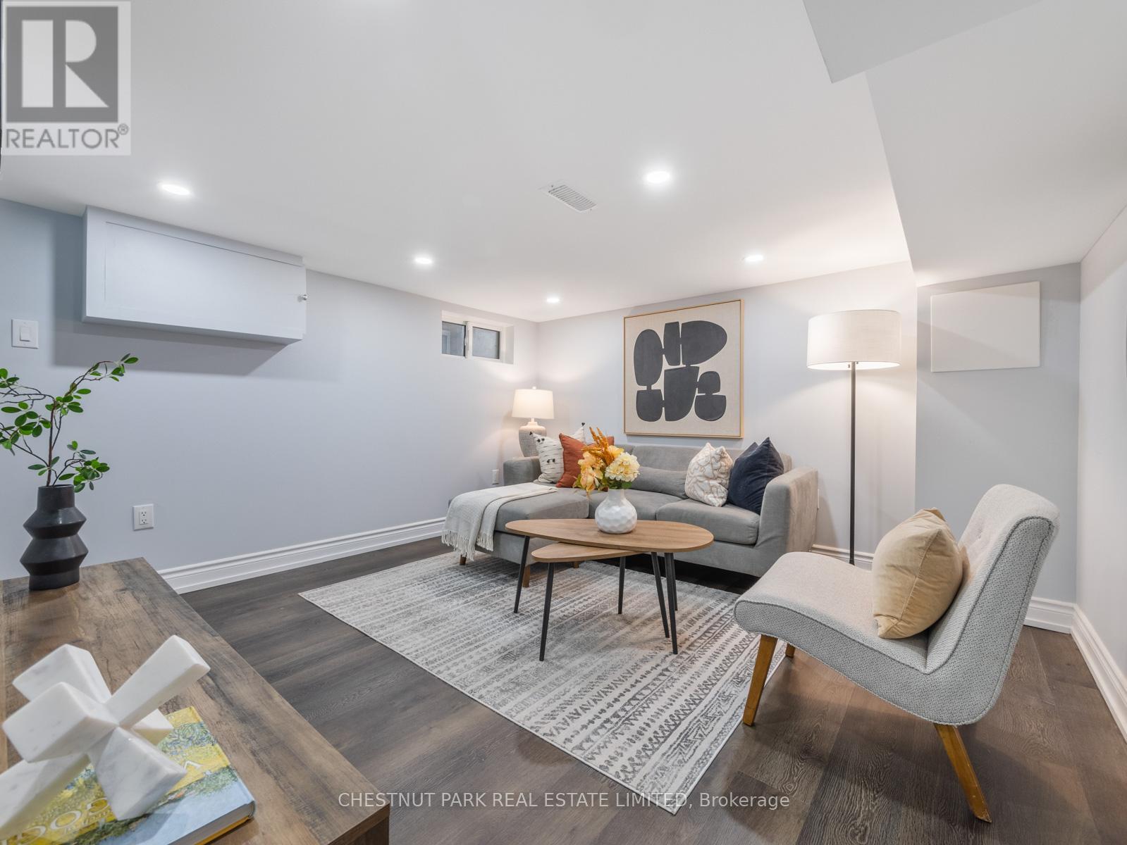 7 Weymouth Avenue, Toronto, Ontario  M4C 1R6 - Photo 29 - E12909856