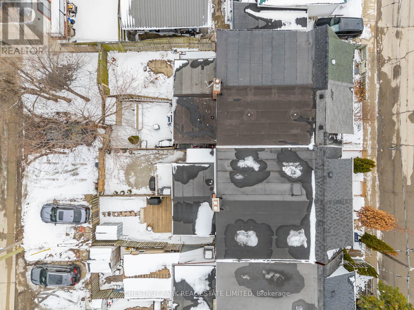 7 Weymouth Avenue, Toronto, Ontario  M4C 1R6 - Photo 38 - E12909856