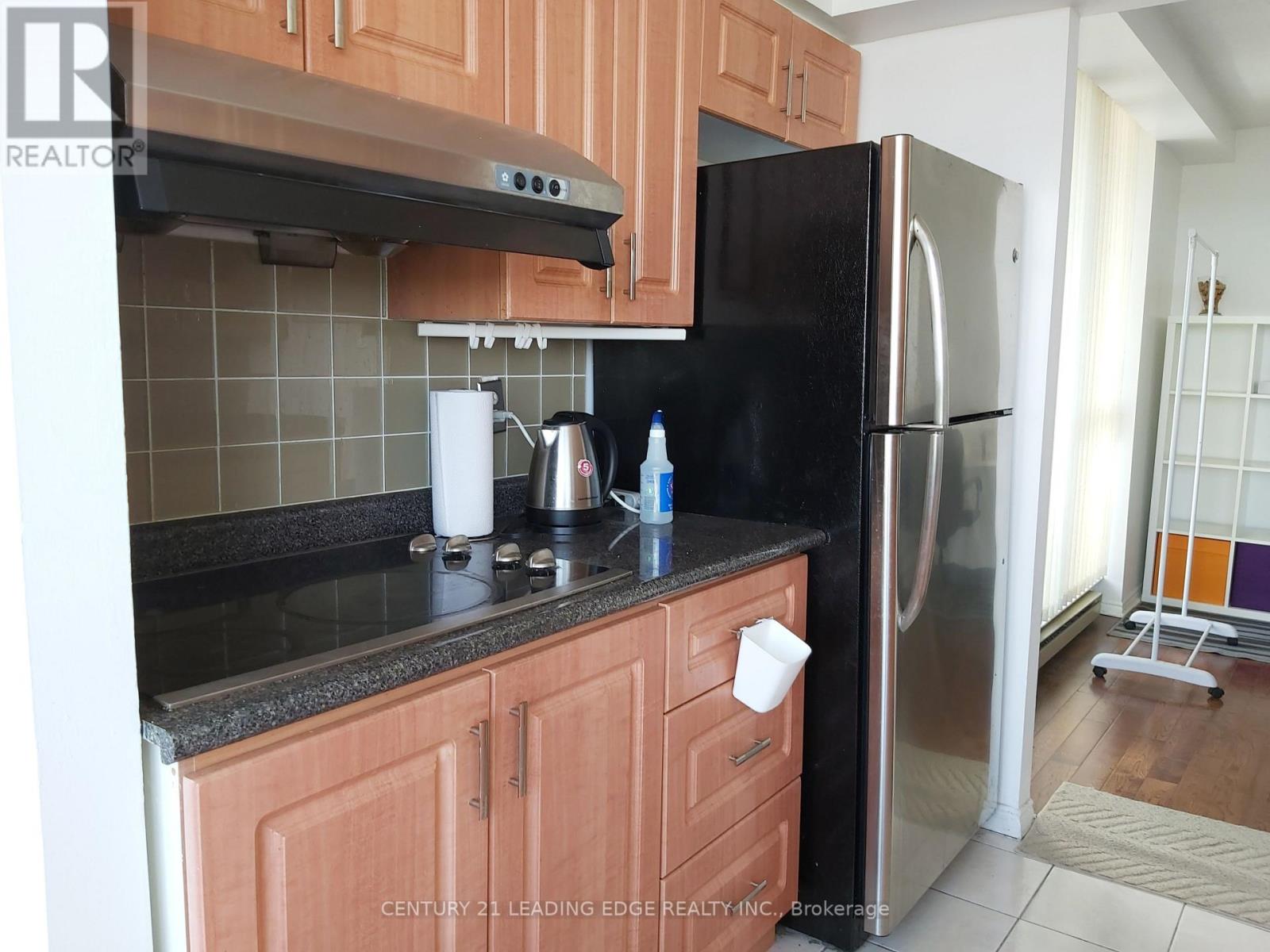 1011 - 160 Alton Towers Circle, Toronto (Milliken), Ontario  M1V 4X8 - Photo 3 - E12909886