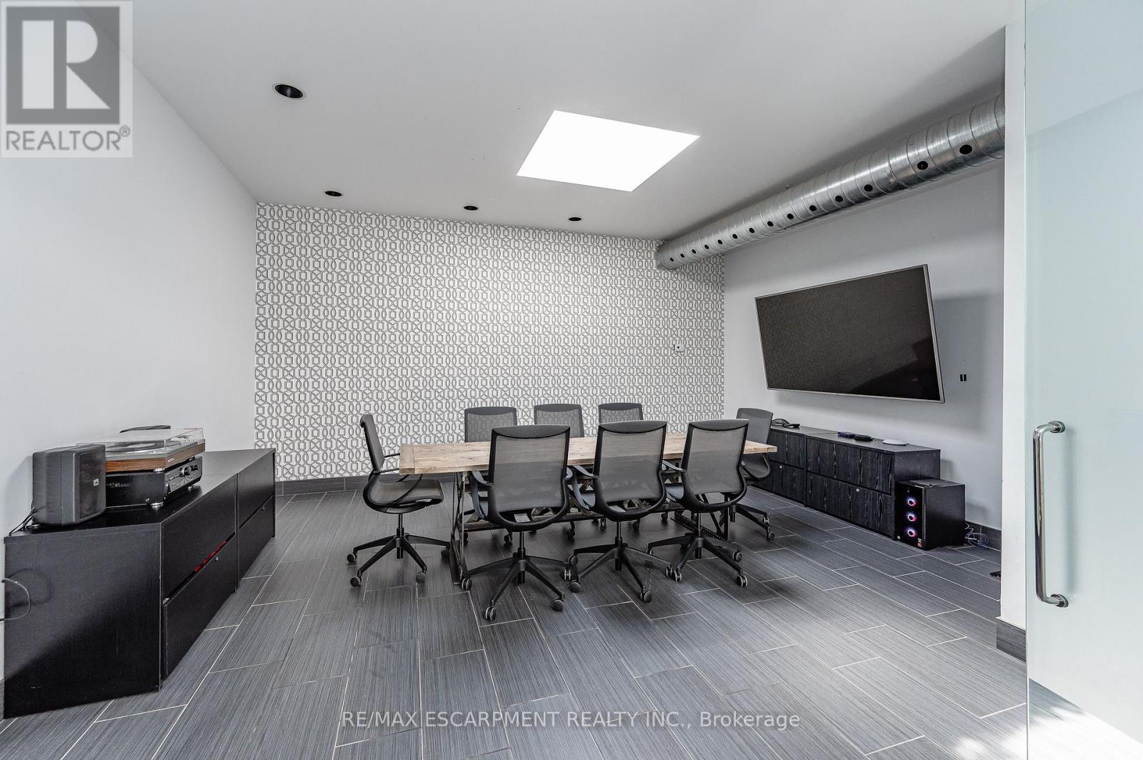 202 - 33 Villiers Street, Toronto (South Riverdale), Ontario  M5A 1A9 - Photo 13 - E12909896