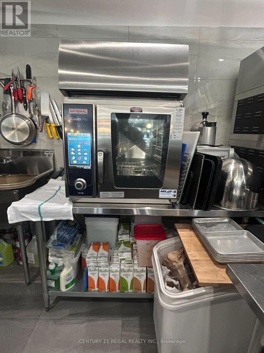 2377 Queen Street E, Toronto (The Beaches), Ontario  M4E 1H2 - Photo 3 - E12909918