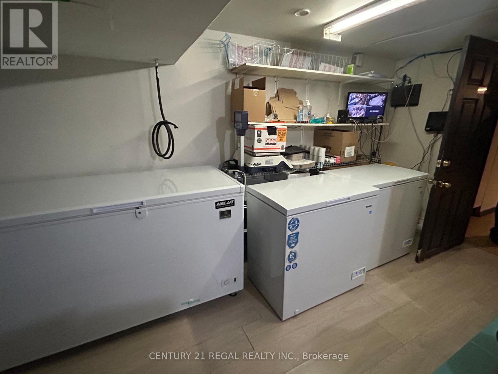 2377 Queen Street E, Toronto (The Beaches), Ontario  M4E 1H2 - Photo 8 - E12909918