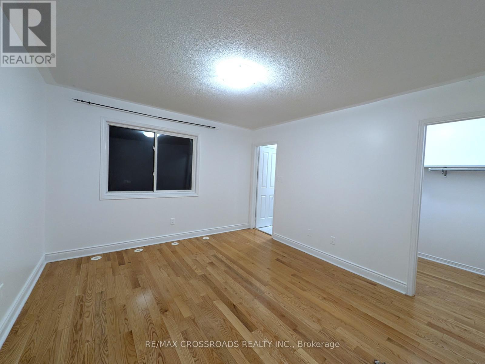 21 Wilkes Crescent, Toronto, Ontario  M1L 0B3 - Photo 11 - E12810554