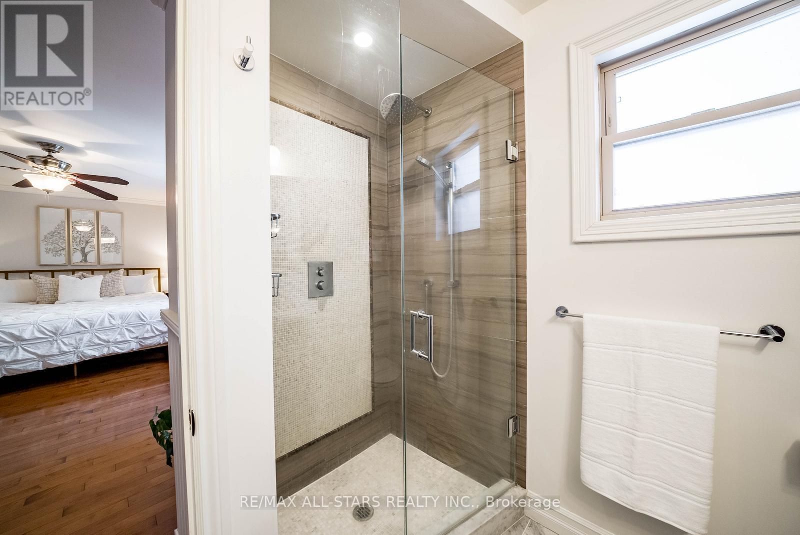 1 Alderwood Street, Whitchurch-Stouffville, Ontario  L4A 5C9 - Photo 23 - N12909668