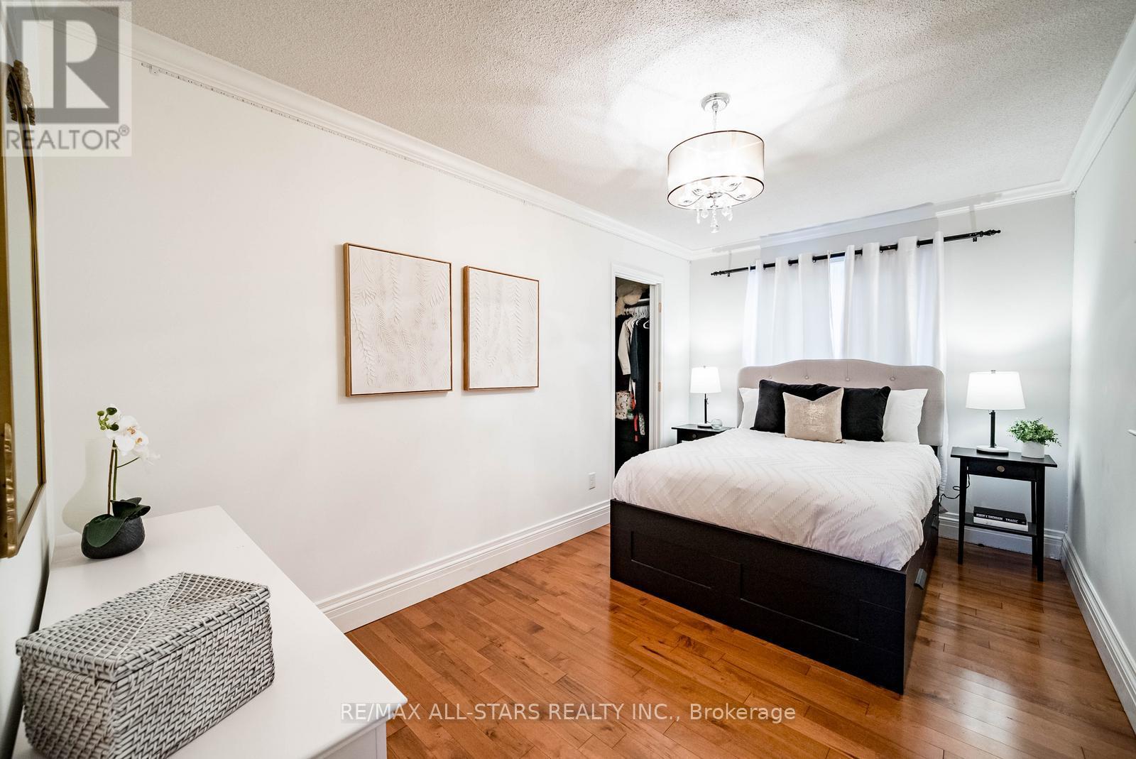 1 Alderwood Street, Whitchurch-Stouffville, Ontario  L4A 5C9 - Photo 28 - N12909668