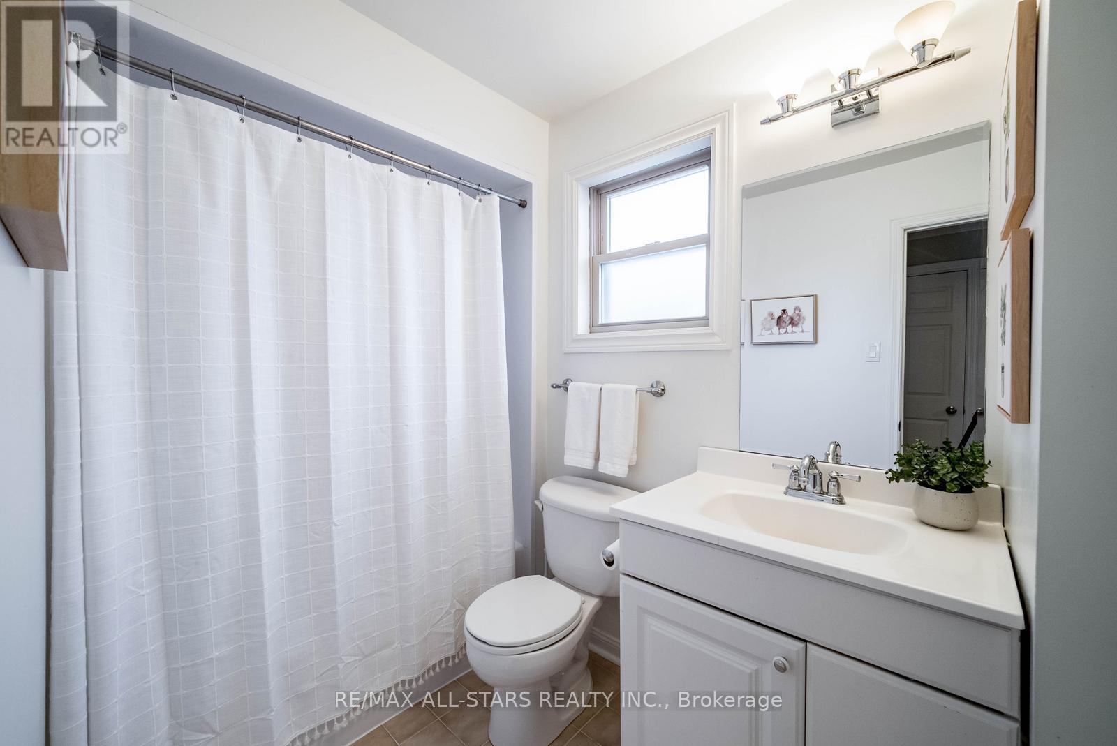 1 Alderwood Street, Whitchurch-Stouffville, Ontario  L4A 5C9 - Photo 30 - N12909668