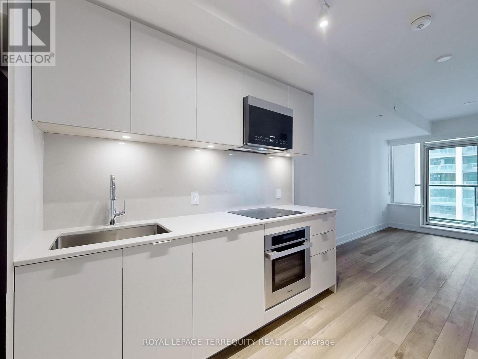 701 - 8 Cedarland Drive, Markham (Unionville), Ontario  L6G 0H4 - Photo 10 - N12909724