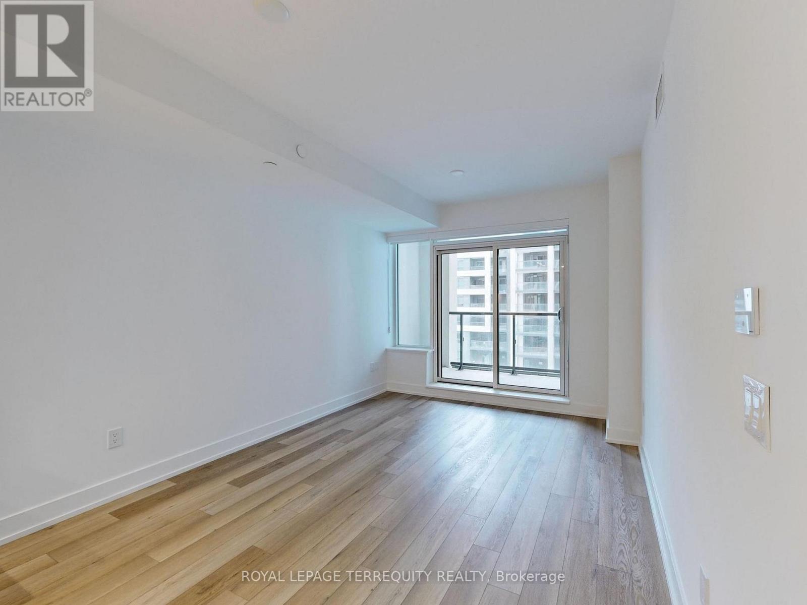 701 - 8 Cedarland Drive, Markham (Unionville), Ontario  L6G 0H4 - Photo 4 - N12909724