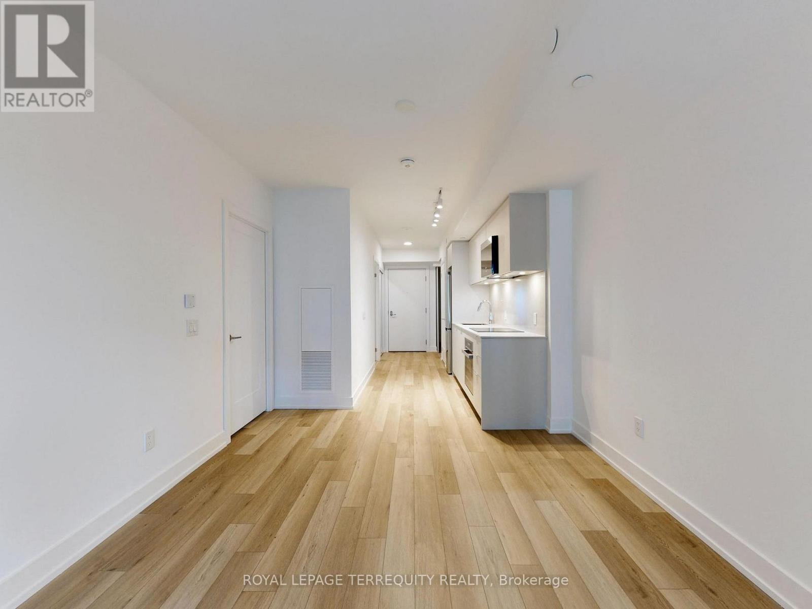 701 - 8 Cedarland Drive, Markham (Unionville), Ontario  L6G 0H4 - Photo 7 - N12909724