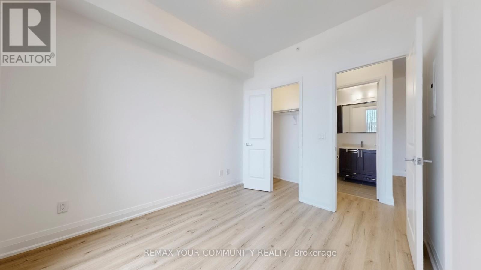 212 - 95 North Park Road, Vaughan, Ontario  L4J 0J1 - Photo 13 - N12909734