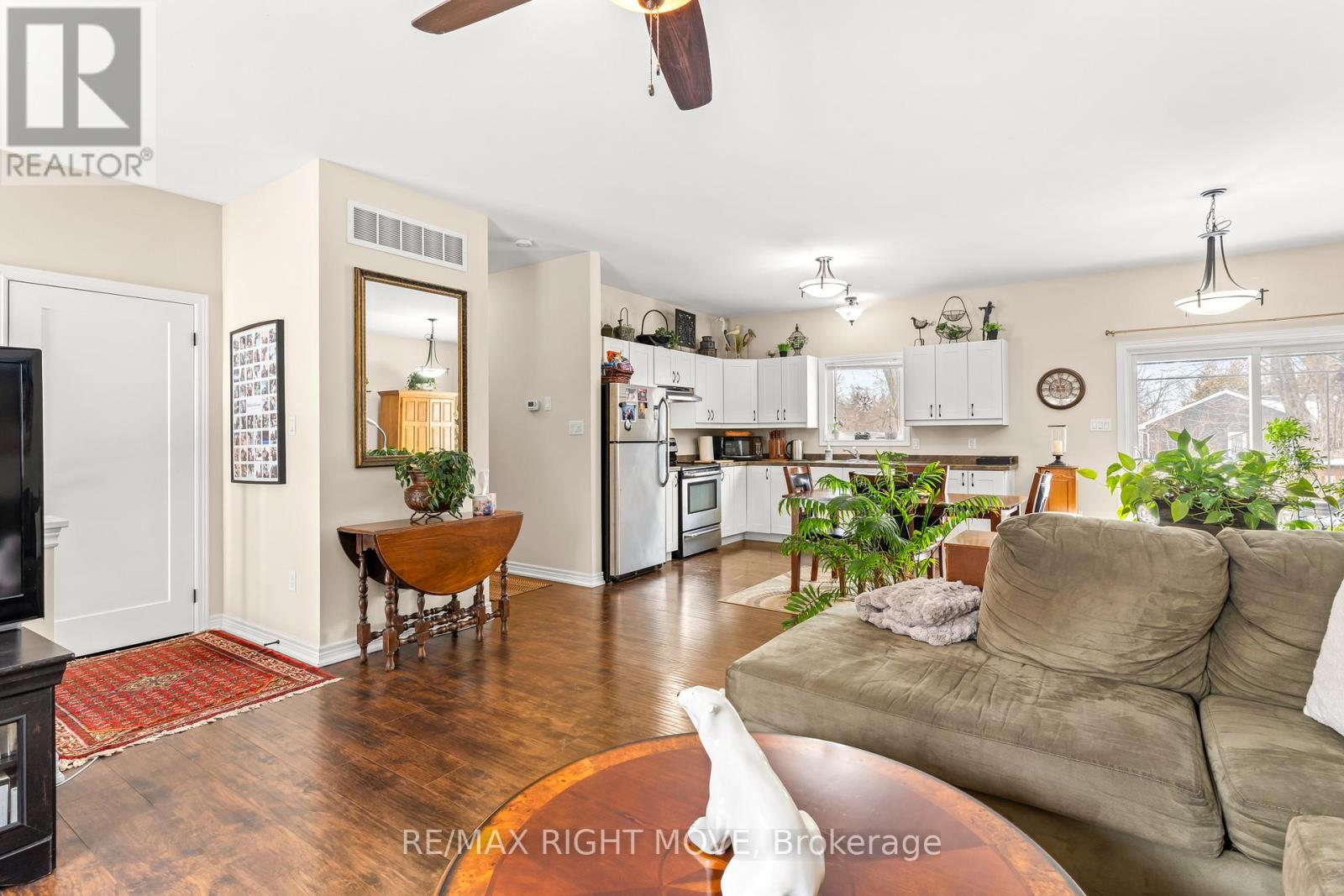 104 Ethel Park Road, Brock, Ontario  L0K 1A0 - Photo 8 - N12909742