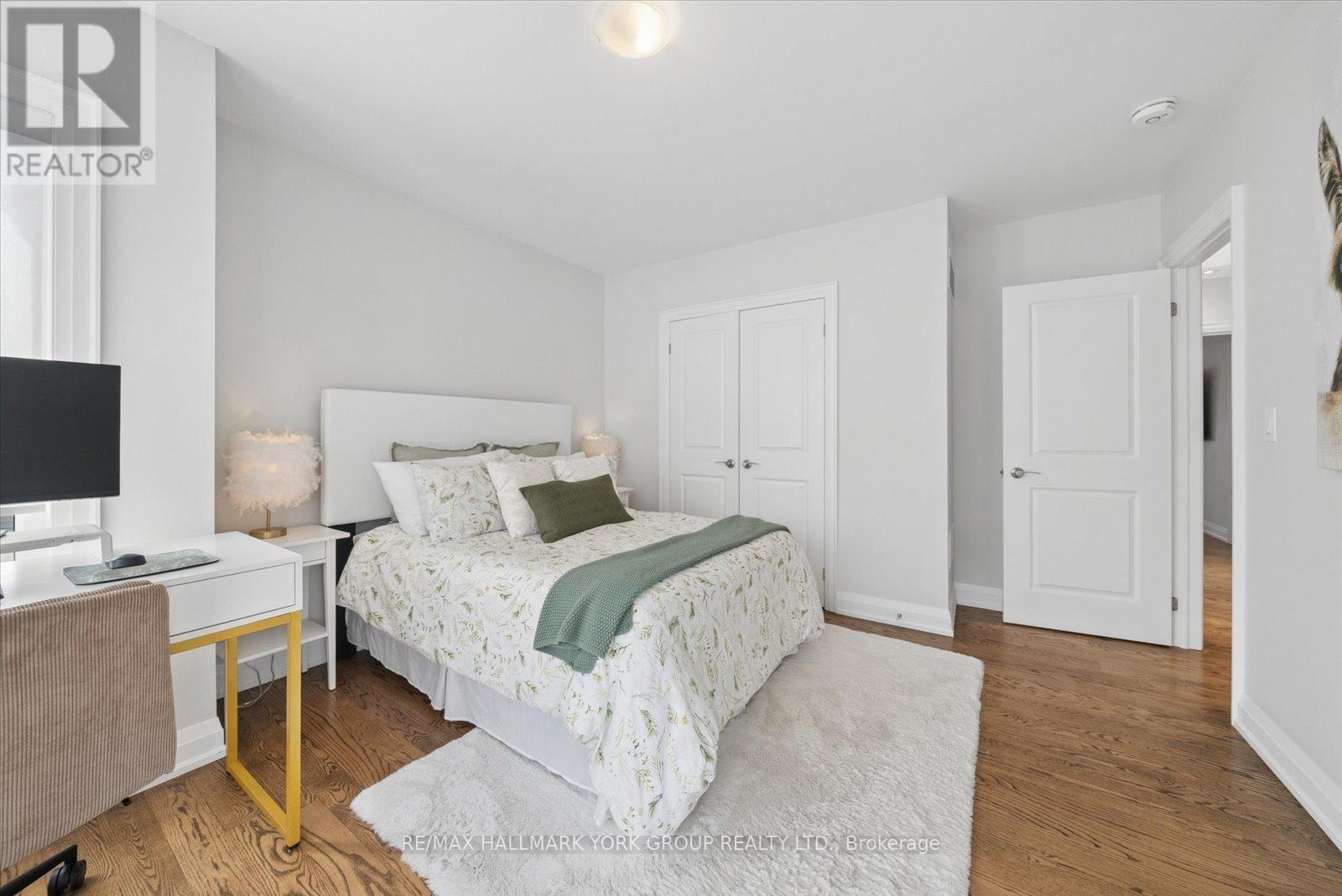 220 Pine Beach Drive, Georgina, Ontario  L4P 2V5 - Photo 27 - N12909798