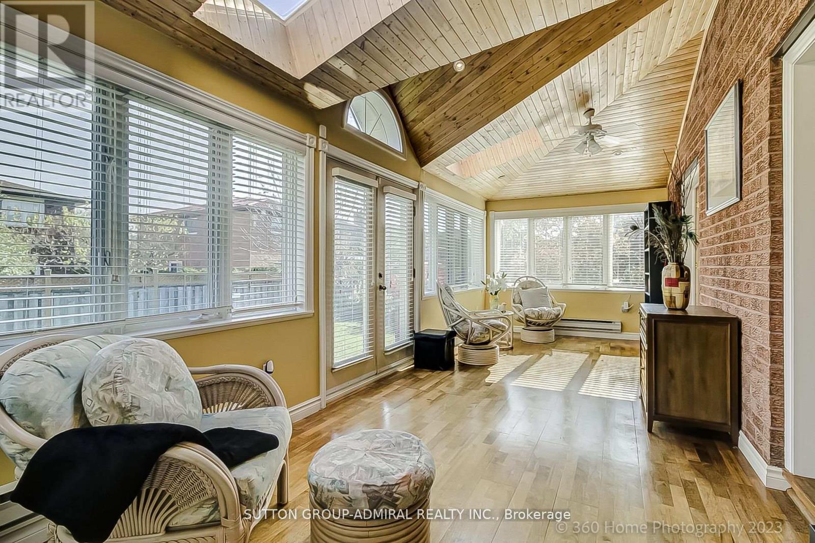 193 Wigwoss Drive, Vaughan, Ontario L4L 4A7 - Photo 11 - N12909806