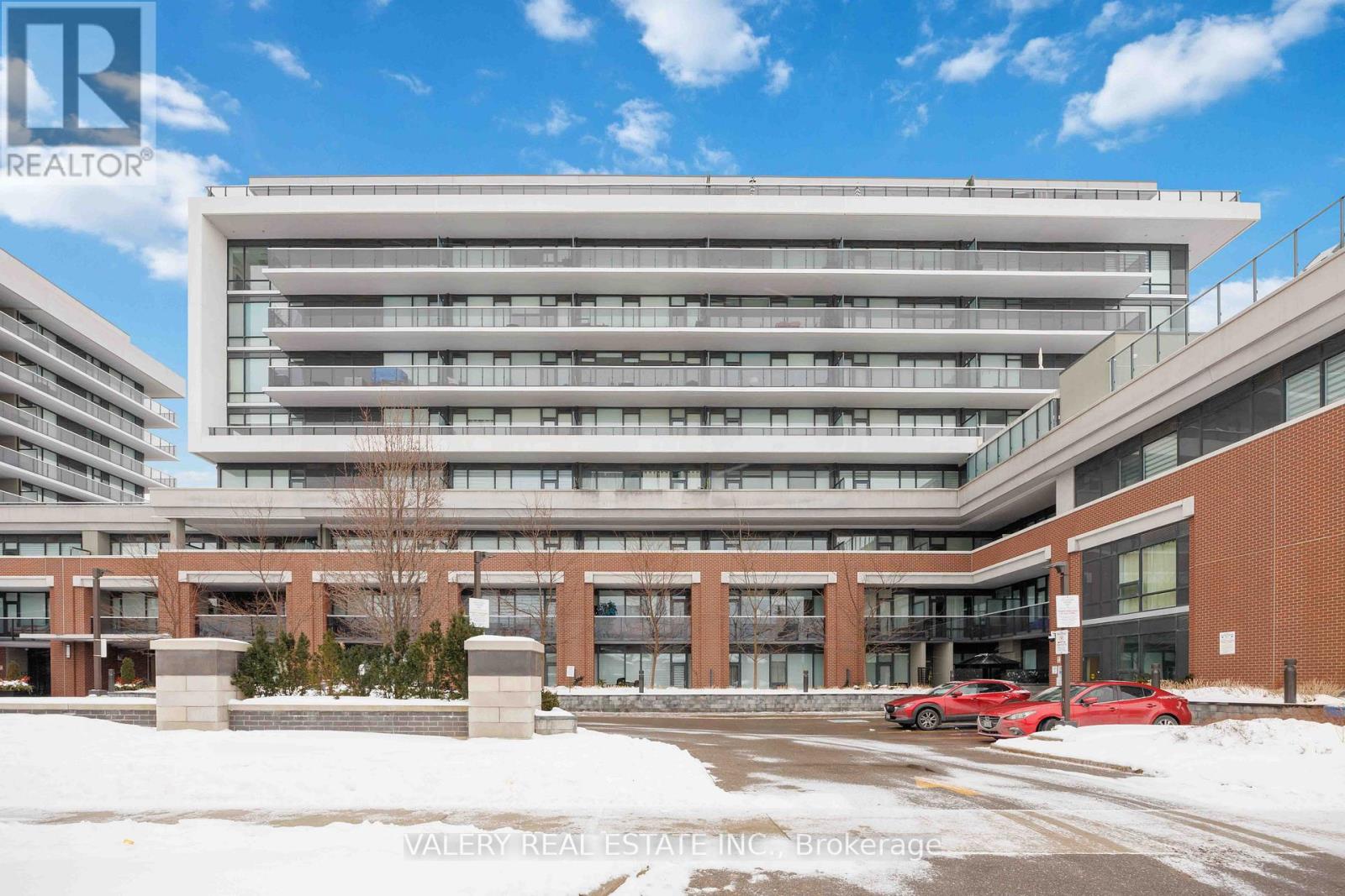 325 - 4800 HIGHWAY 7, Vaughan, Ontario