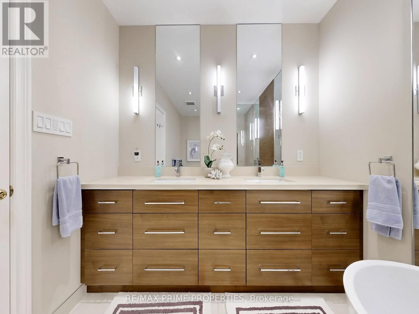 18 - 11 Berczy Creek Way, Markham, Ontario  L6C 2R3 - Photo 28 - N12909862