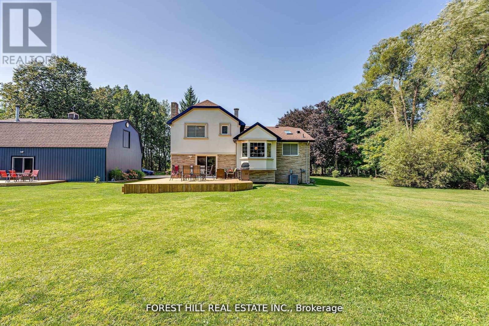 5837 Yonge Street, Innisfil (Churchill), Ontario  L0L 1K0 - Photo 22 - N12909904