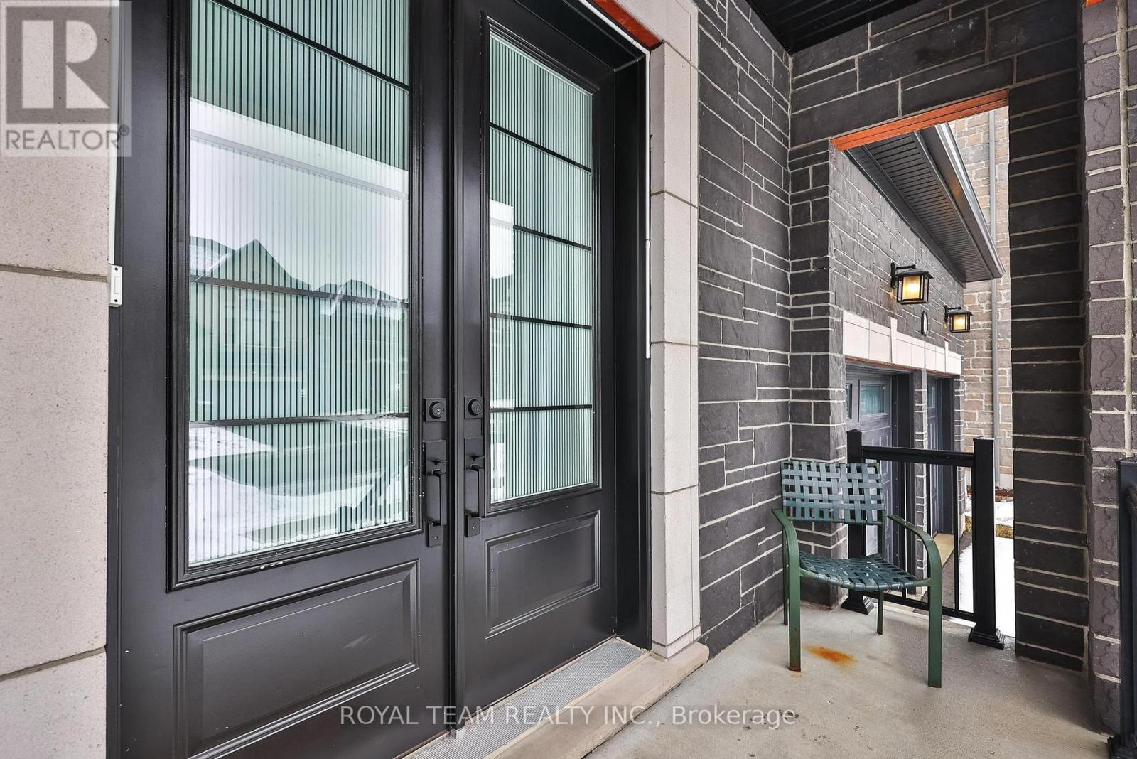 1361 Blackmore Street, Innisfil, Ontario  L9S 0P3 - Photo 3 - N12909912