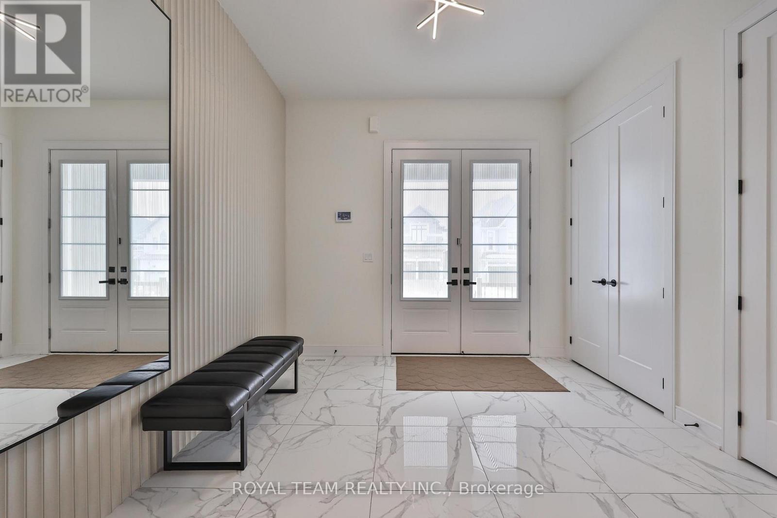 1361 Blackmore Street, Innisfil, Ontario  L9S 0P3 - Photo 4 - N12909912