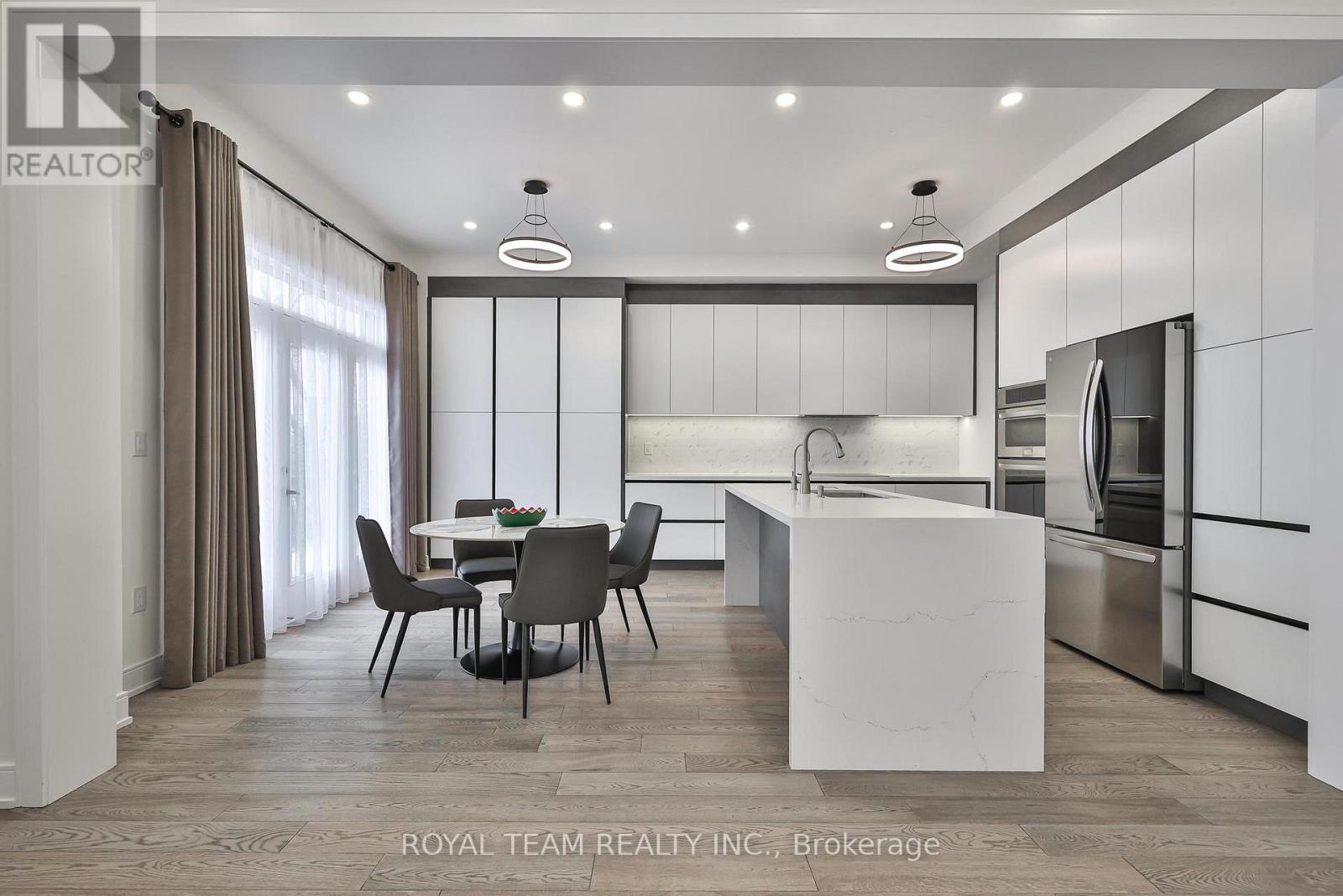 1361 Blackmore Street, Innisfil, Ontario  L9S 0P3 - Photo 9 - N12909912