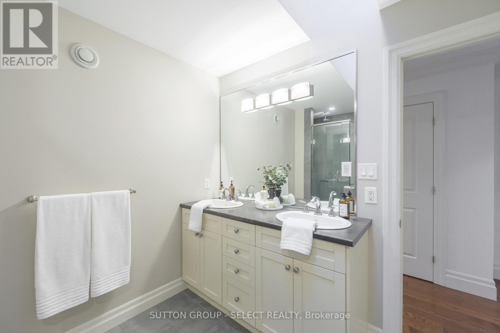 1615 Wickerson Gate, London South, Ontario  N6K 0C3 - Photo 26 - X12906806