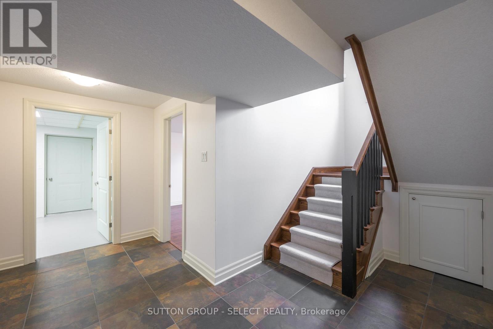 1615 Wickerson Gate, London South, Ontario  N6K 0C3 - Photo 32 - X12906806