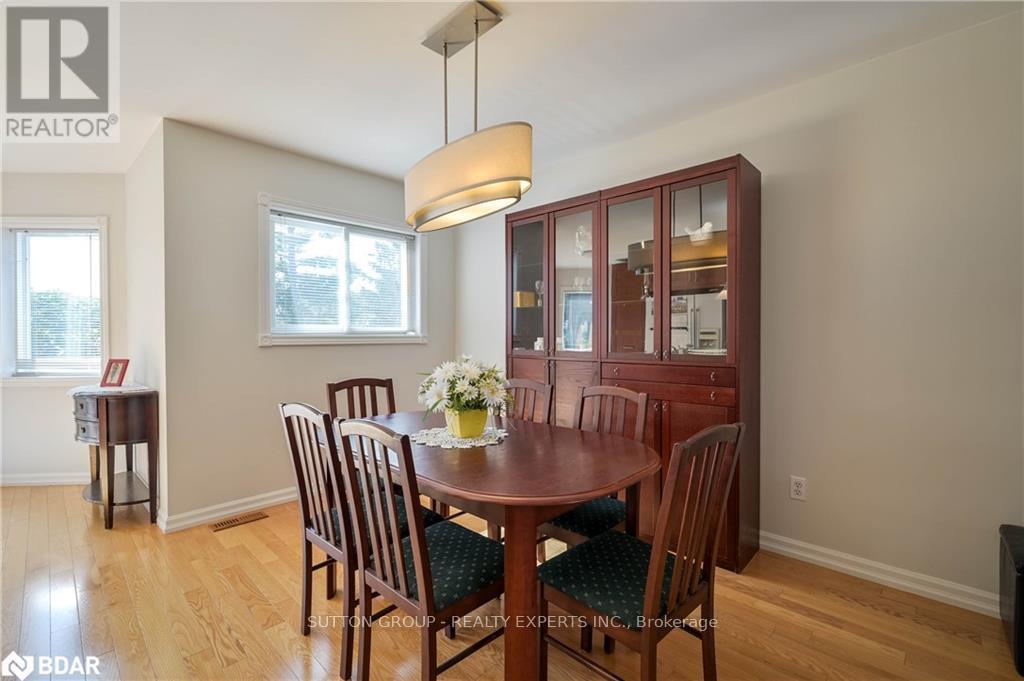 12 Langevin Drive, Wasaga Beach, Ontario  L9Z 1C6 - Photo 13 - S12909790