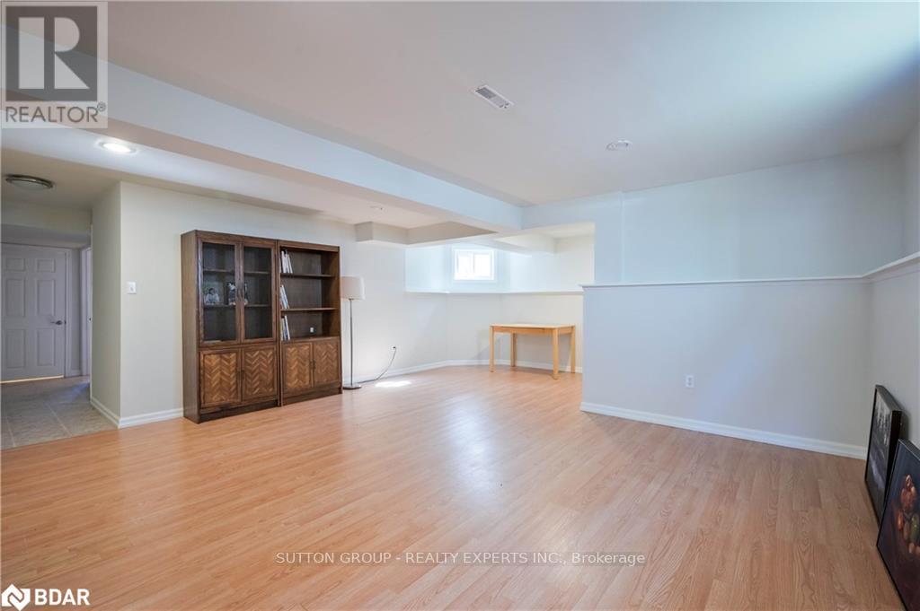 12 Langevin Drive, Wasaga Beach, Ontario  L9Z 1C6 - Photo 29 - S12909790