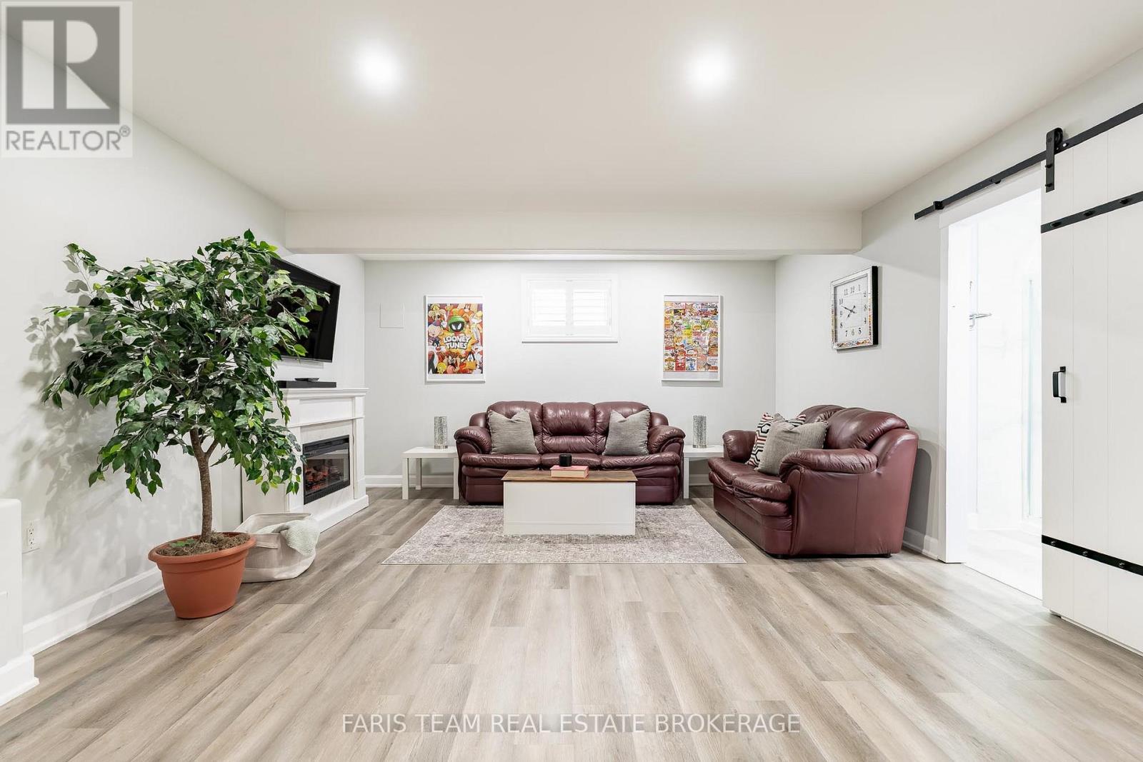 9 Broadpoint Street, Wasaga Beach, Ontario  L9Z 3B8 - Photo 26 - S12909848