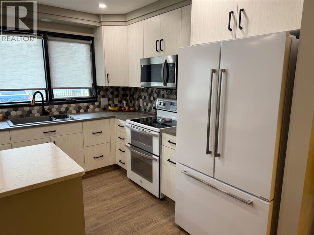 1813 Elm Road S, Lethbridge, Alberta  T1K 4X5 - Photo 12 - A2282810