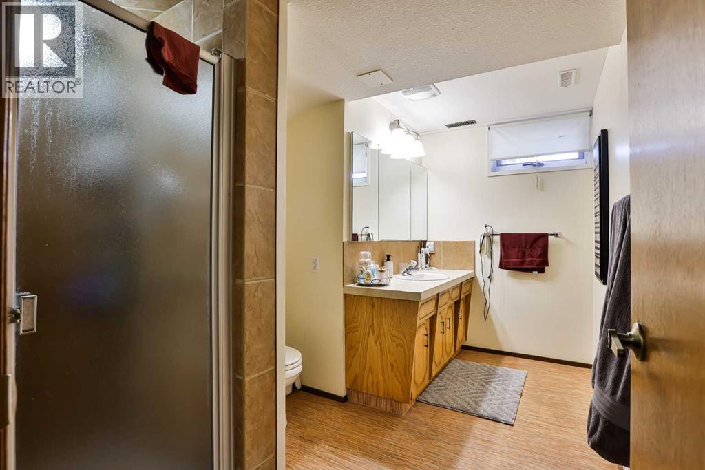 1813 Elm Road S, Lethbridge, Alberta  T1K 4X5 - Photo 42 - A2282810