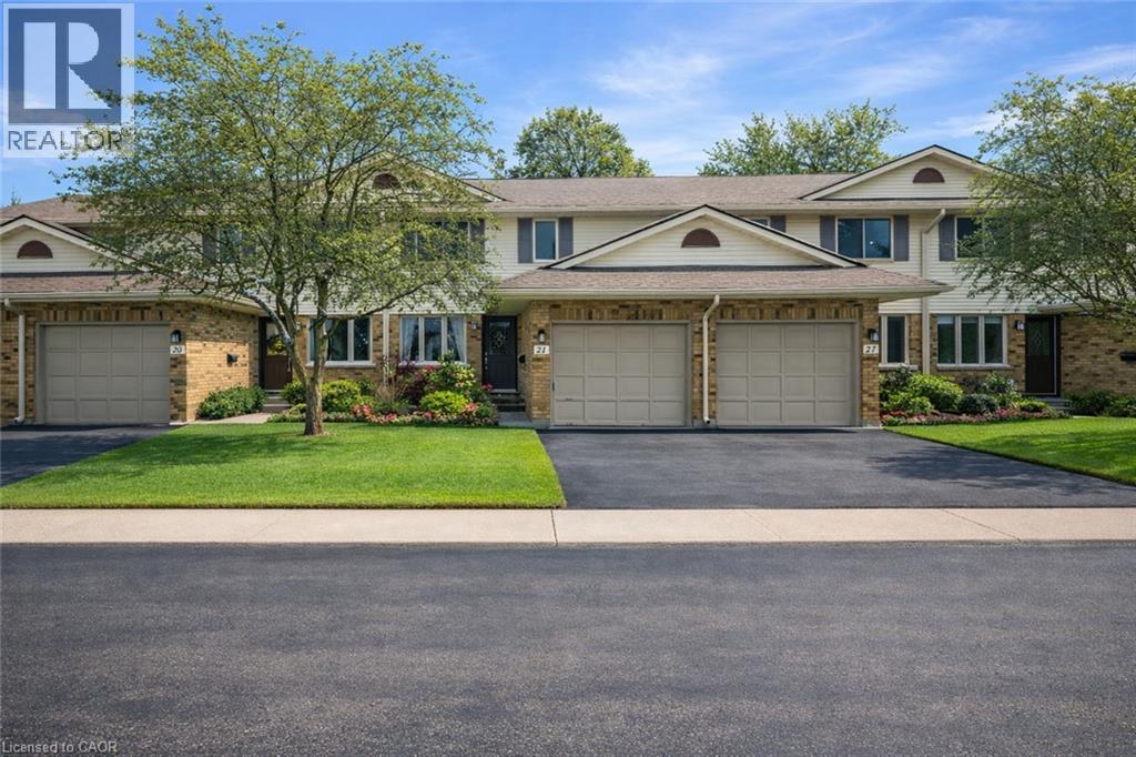 375 KINGSCOURT Drive Unit# 21, Waterloo, Ontario