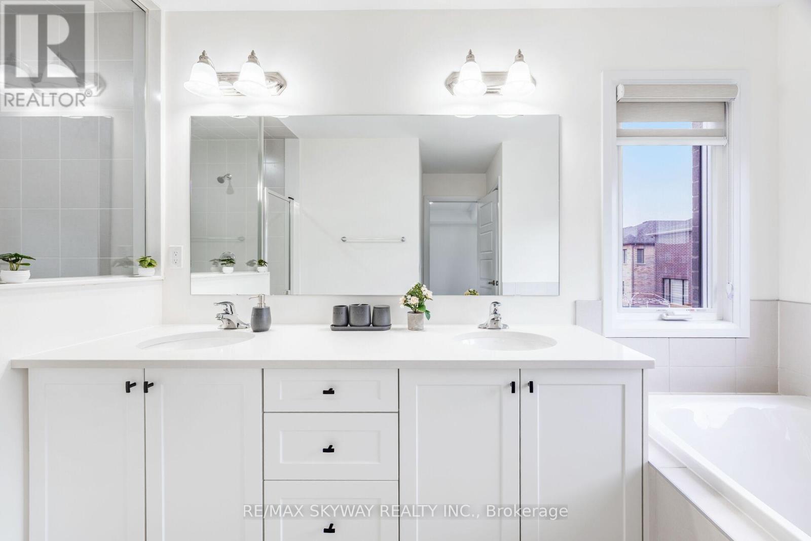 90 Player Drive, Erin, Ontario  N0B 1T0 - Photo 36 - X12900378