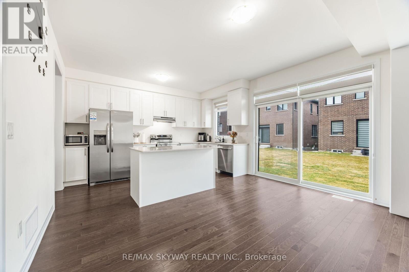 90 Player Drive, Erin, Ontario  N0B 1T0 - Photo 17 - X12900378