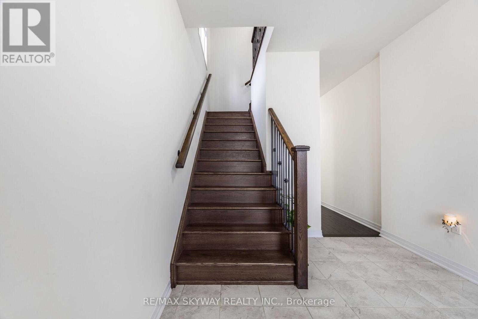 90 Player Drive, Erin, Ontario  N0B 1T0 - Photo 8 - X12900378