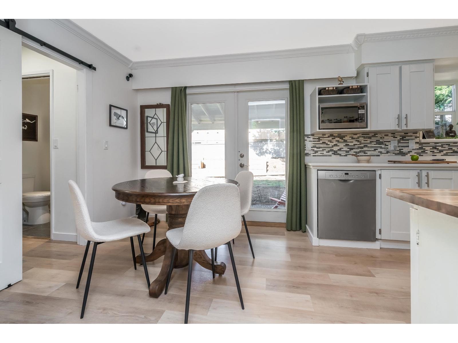 32495 Mcrae Avenue, Mission, British Columbia  V2V 2L6 - Photo 9 - R3092065